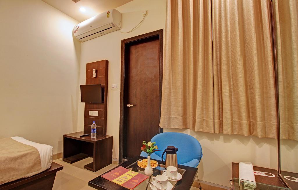 Hotel Nawalgarh Plaza Zimmer foto